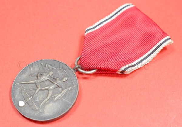 Anschlussmedaille 13. März 1938 Österreich am Band