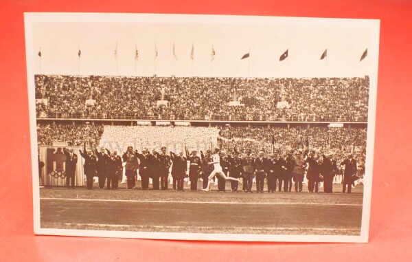 Postkarte  Olympische Spiele  Berlin 1936 "Der Fackelstaffel-Läufer"