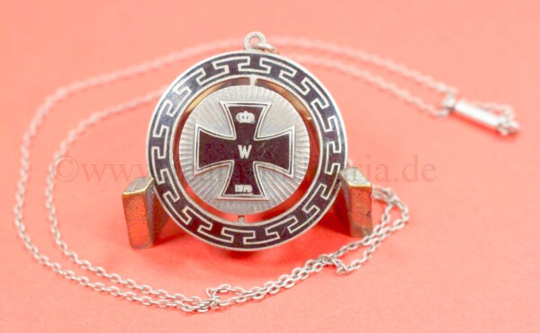 patriotische Halskette Eisernes Kreuz 1914 emaillierte Version in Echtsilber