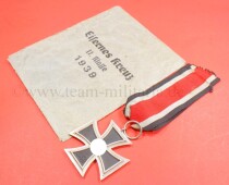 Eisernes Kreuz 2.Klasse 1939 mit T&uuml;te (3)