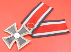 Eisernes Kreuz 2.Klasse 1939 (40) am Band  - TOP CONDITION