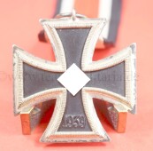 Eisernes Kreuz 2.Klasse 1939 (40) am Band - TOP CONDITION