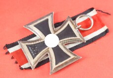 Eisernes Kreuz 2.Klasse 1939 (76) am Band