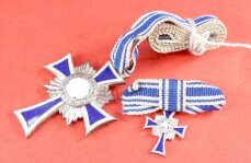 Mutterkreuz in Silber + Miniatur - Ehrenkreuz der...