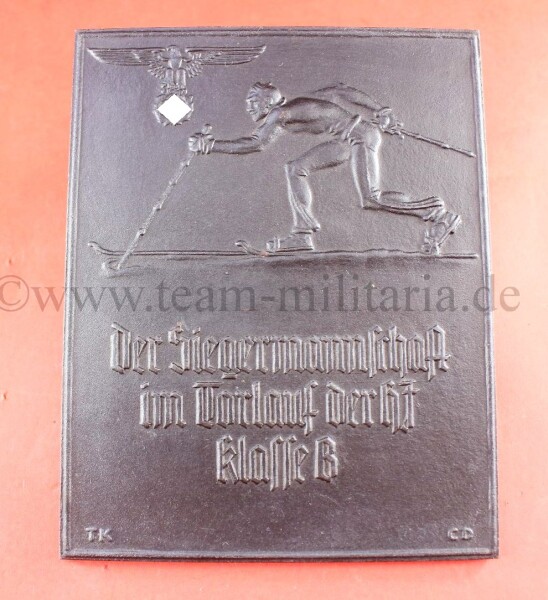 Plakette Wintersportkämpfe NSDAP HJ Rottach-Egern 1937 (Bayern) - SELTEN