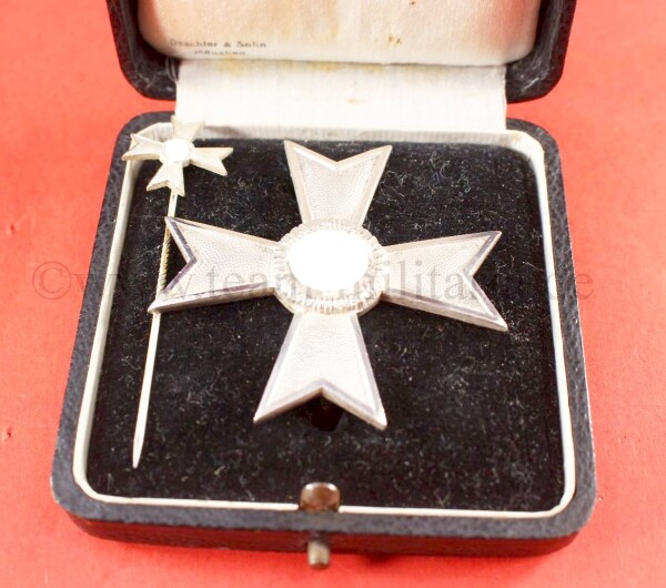 Kriegsverdienstkreuz 1.Klasse 1939 ohne Schwerter im Etui plus Miniatur- MINT CONDITION