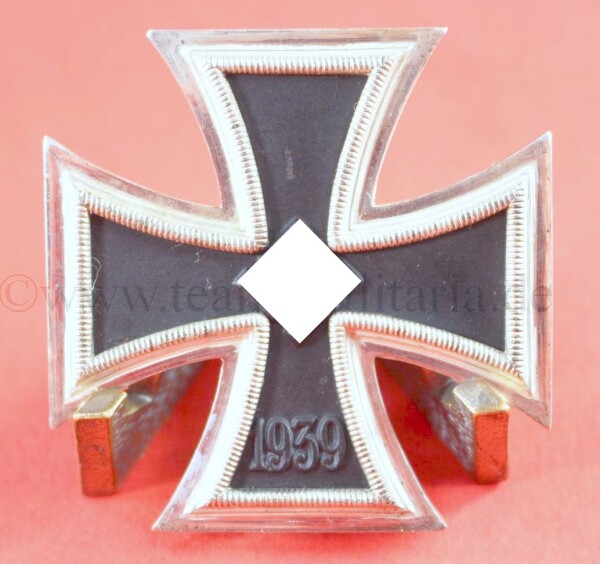 Eisernes Kreuz 1.Klasse 1939 (L/11) - MINT CONDITION