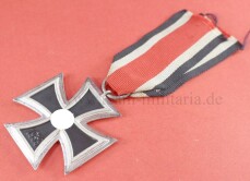 Eisernes Kreuz 2.Klasse 1939 (13) mit Band -  MINT CONDITION