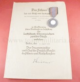 Luftschutz Ehrenzeichen mit Verleihungsurkunde...