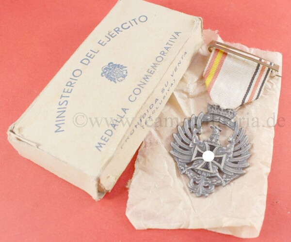 Spanische Erinnerungsmedaille der Blauen Division für den Feldzug in Rußland - SELTEN