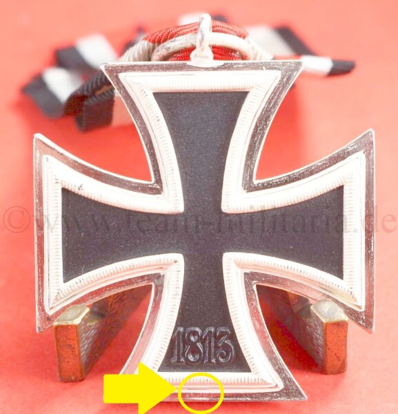 Eisernes Kreuz 2.Klasse 1939 (L55 auf dem Rahmen) am Band - STONE MINT - EXTREM SELTEN