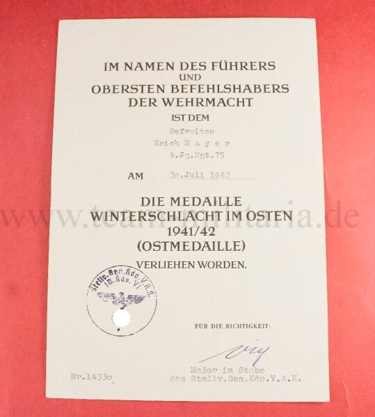 Verleihungsurkunde zur Ostmedaille Erich Mayer 4.Jg.Rgt. 75