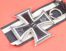 Eisernes Kreuz 2.Klasse 1914 (K.A.G.) am Band