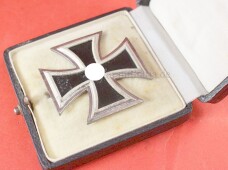Eisernes Kreuz 1.Klasse 1939 (4) im Etui - MINT CONDITION