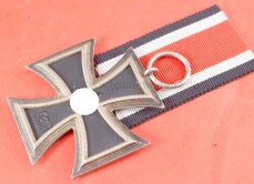 Eisernes Kreuz 2.Klasse 1939 (65) Kerntyp 4 am Band
