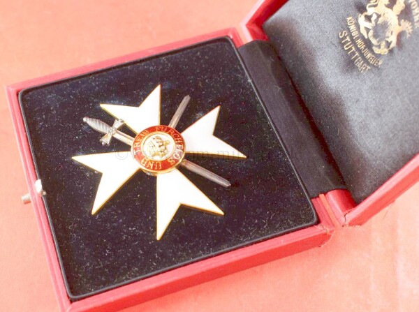 Württemberg Orden der württembergischen Krone Kreuz der Ehrenritter mit Schwertern im Etui