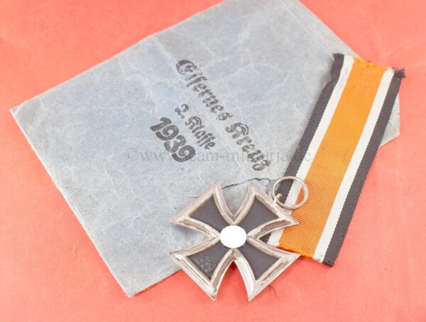 Eisernes Kreuz 2.Klasse 1939 (109) mit orangem Band und Tüte - TOP CONDITION