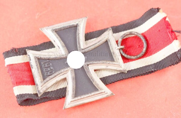 Eisernes Kreuz 2.Klasse 1939 (6) am Band - TOP CONDITION