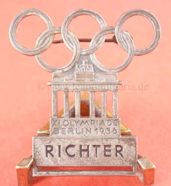 Olympiade Berlin 1936 Offizielles Teilnehmerabzeichen für einen Kampfrichter (259) - SELTEN