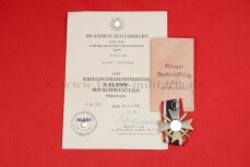 Kriegsverdienstkreuz mit Urkunde 