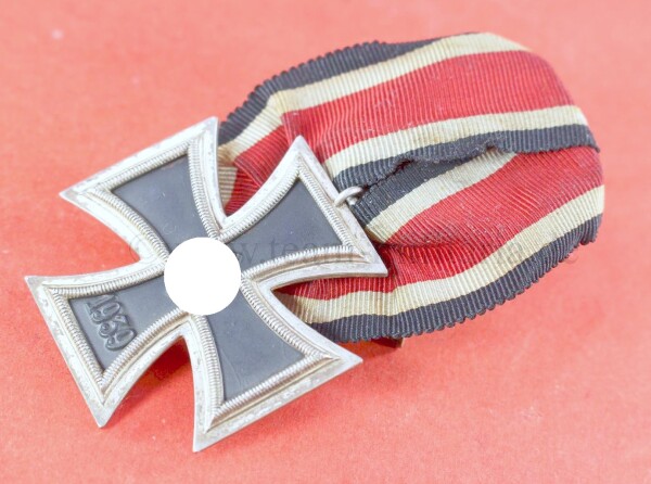 Eisernes Kreuz 2.Klasse 1939 an Einzelspange  (55) - TOP CONDITION