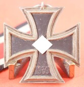Eisernes Kreuz 2.Klasse 1939 (27) mit Band - SELTEN