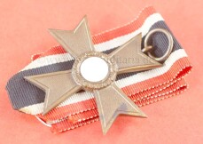 Kriegsverdienstkreuz 2.Klasse 1939 (17) ohne Schwerter am...