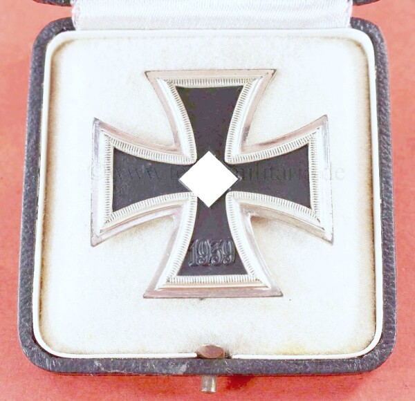 Eisernes Kreuz 1.Klasse 1939 im Etui (L/18) - MINT CONDITION - SELTEN
