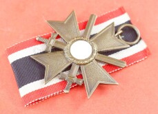 Kriegsverdienstkreuz 2. Klasse 1939 mit Schwertern (127)...