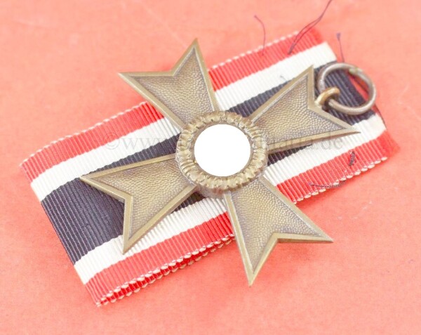 Kriegsverdienstkreuz 2.Klasse 1939 (37) ohne Schwerter am Band - SELTEN