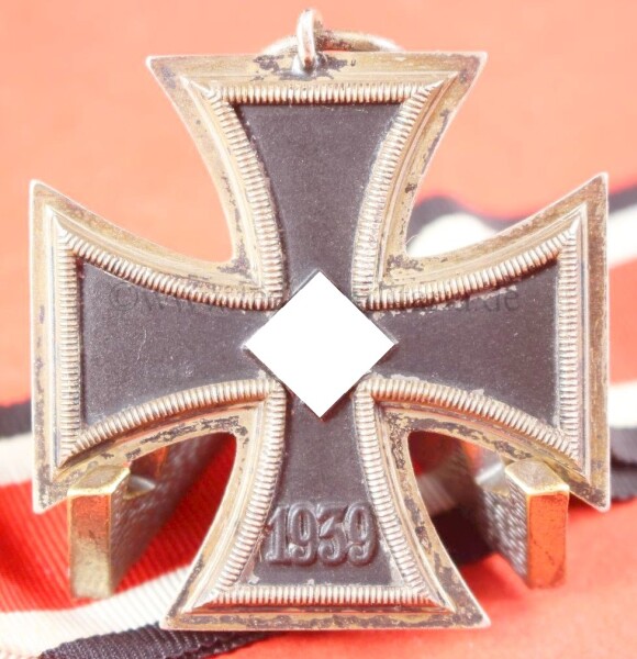 Eisernes Kreuz 2.Klasse 1939 am Band (123) - SELTEN