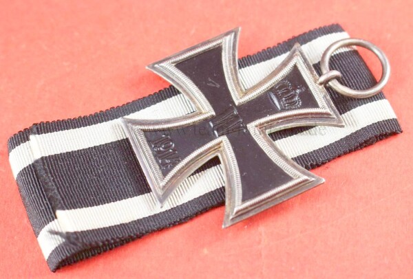 Eisernes Kreuz 2.Klasse 1914 am Band (800 CD) - TOP STÜCK