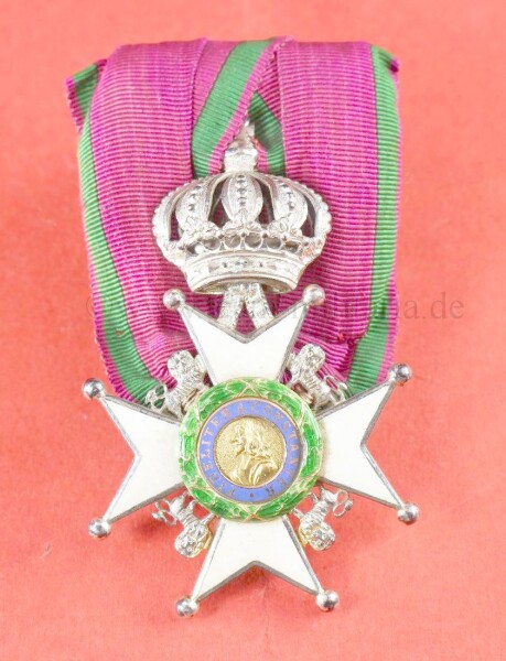 Herzoglich Sachsen-Ernestinischer Hausorden Ritterkreuz 2.Klasse ohne Schwertern an Einzelspange