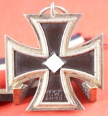 Eisernes Kreuz 2.Klasse 1939 mit Band (100)