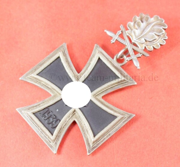 Ritterkreuz des Eisernen Kreuzes mit Eichenlaub und Schwertern