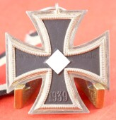Eisernes Kreuz 2.Klasse 1939 (24 ) am Band