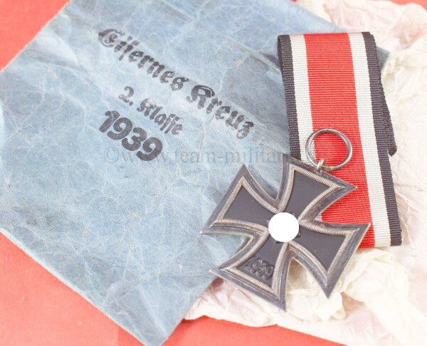 Eisernes Kreuz 2.Klasse 1939 (Katz & Deyle) mit Verleihungstüte - TOP CONDITION
