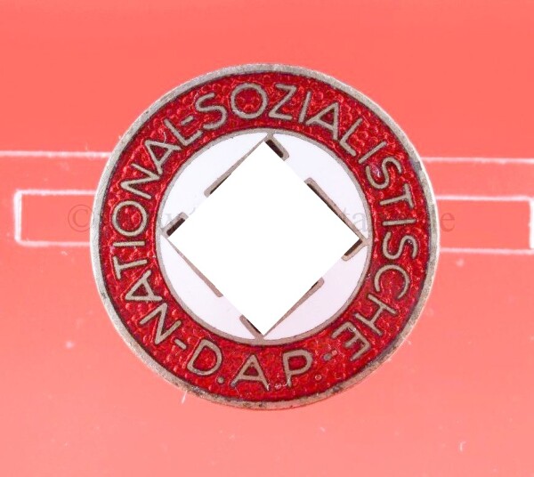 NSDAP Parteiabzeichen Mitgliedsabzeichen (M1/8) - MINT CONDITION