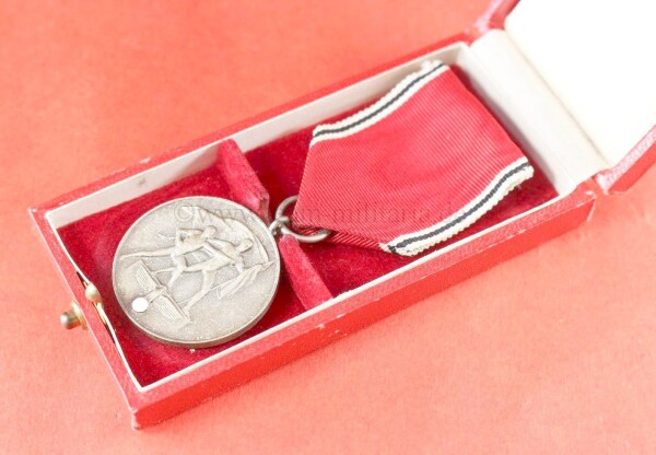 Anschluss Medaille 1. März 1938 Österreich im Etui - TOP SET