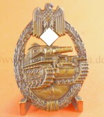 Panzerkampfabzeichen in Bronze (EWE) - MINT CONDITION