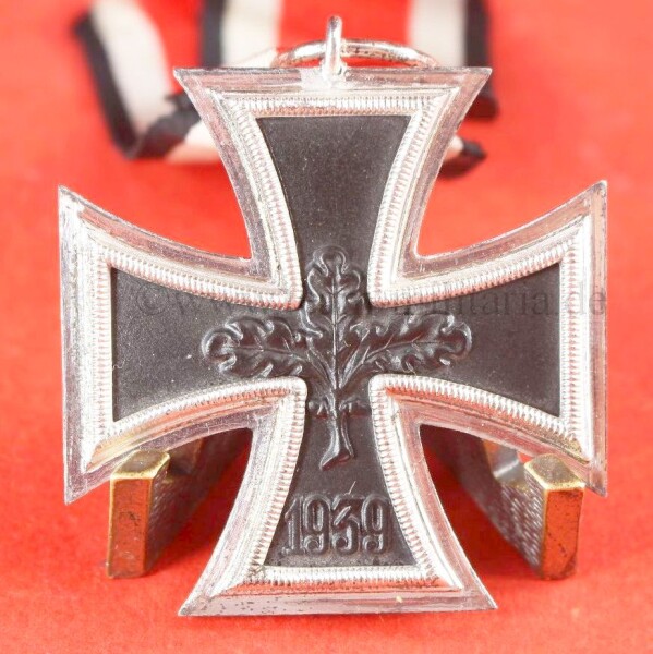 sehr frühes Eisernes Kreuz 2.Klasse 1939 als 1957 Version (3 = Deumer) - SELTEN