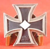 Eisernes Kreuz 1.Klasse 1939 an Schraubscheibe (L/13)