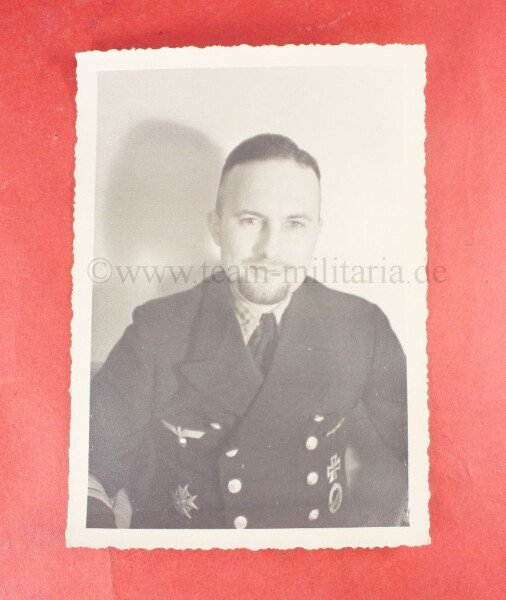 Foto / Postkarte Kriegsmarine / Spanienkreuz / Zerstörerkriegsabzeichen und EKI