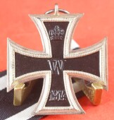 Eisernes Kreuz 2.Klasse 1914 am Band - MINT CONDITION