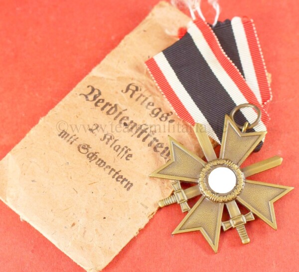Kriegsverdienstkreuz 2. Klasse 1939 mit Schwertern am Band in Tüte (56)