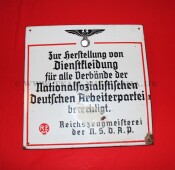 Emailleschild der Reichszeugmeisterei der NSDAP RZM