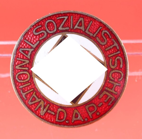 NSDAP Parteiabzeichen Mitgliedsabzeichen (M1/8) - TOP CONDITION
