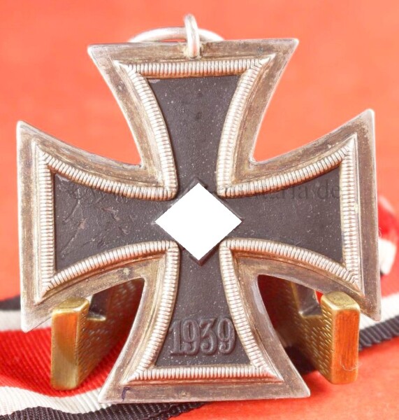 Eisernes Kreuz 2.Klasse 1939 (Hersteller 24 mit WB (Überbreit)) mit Band - SEHR SELTEN
