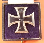 Eisernes Kreuz 1.Klasse 1914 im Etui ( Deumer) - TOP...