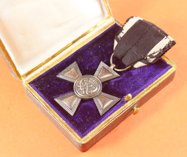 Goldenen Militär Verdienstkreuz im Etui (Wagner) - SEHR SELTEN